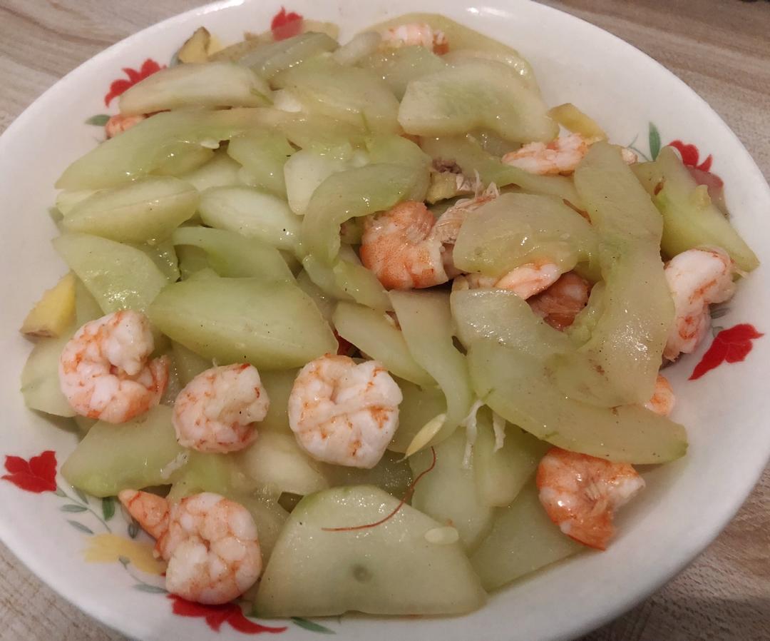 妈妈味的青瓜炒虾