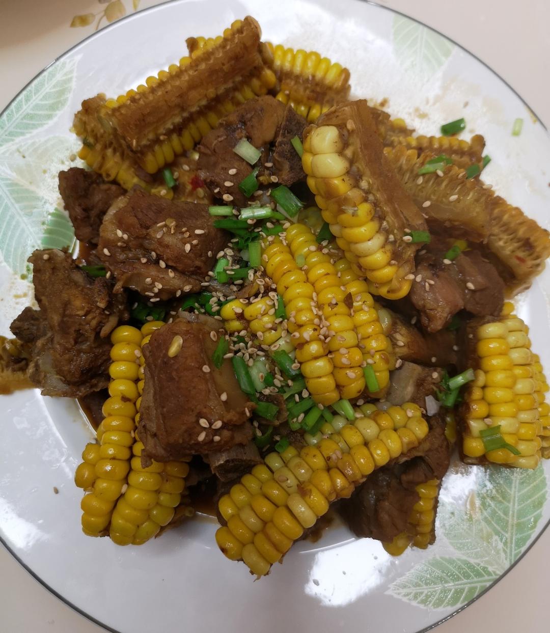 玉米烧排骨