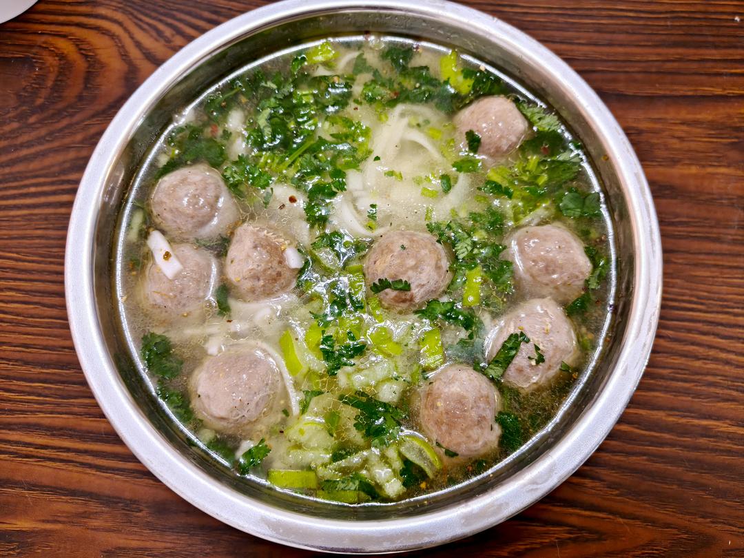【地方风味】广东潮汕的标志——牛肉丸粿条汤