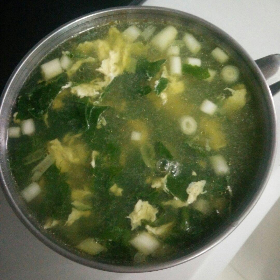 菠菜鸡蛋汤