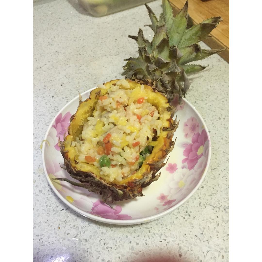 虾仁菠萝炒饭