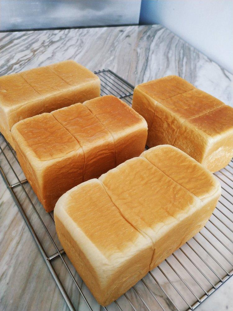 厨师机版吐司面包的制作