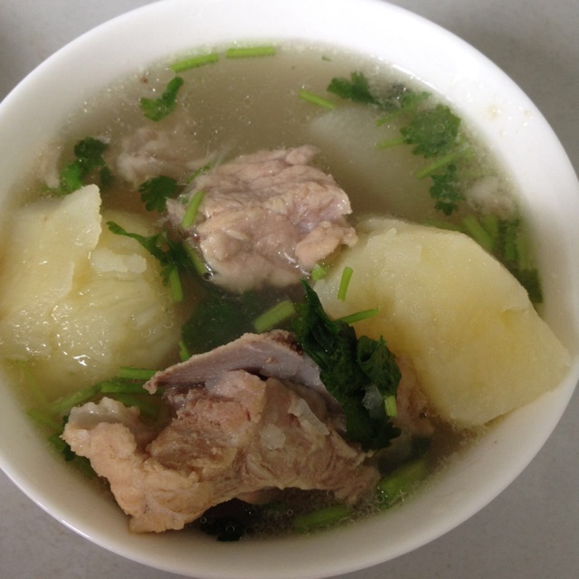 土豆排骨汤