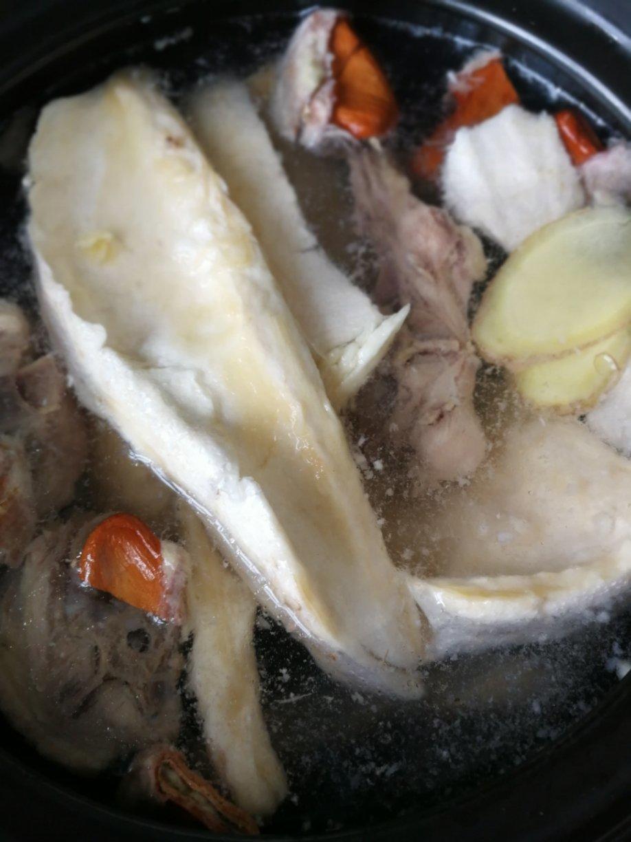 榴莲壳煲鸡汤