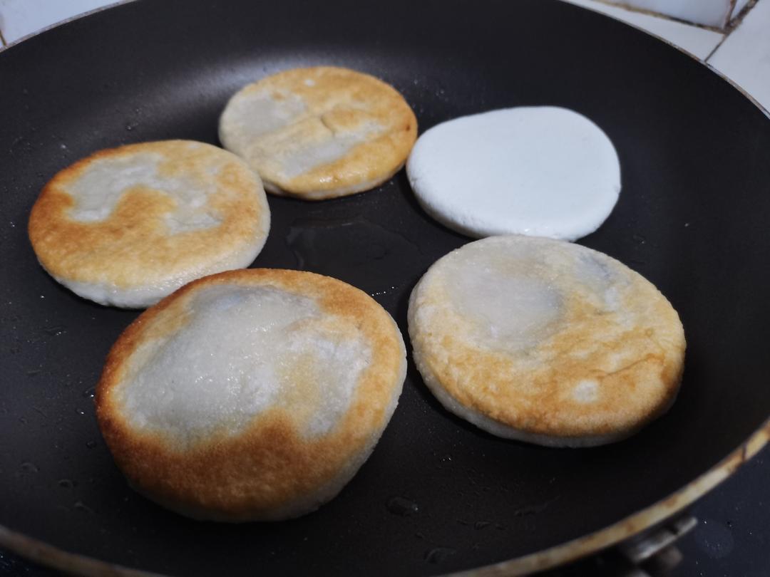 ㊙️东北糯米豆沙粘火勺 烫面法饼超级软 附虎口收拢法整形视频