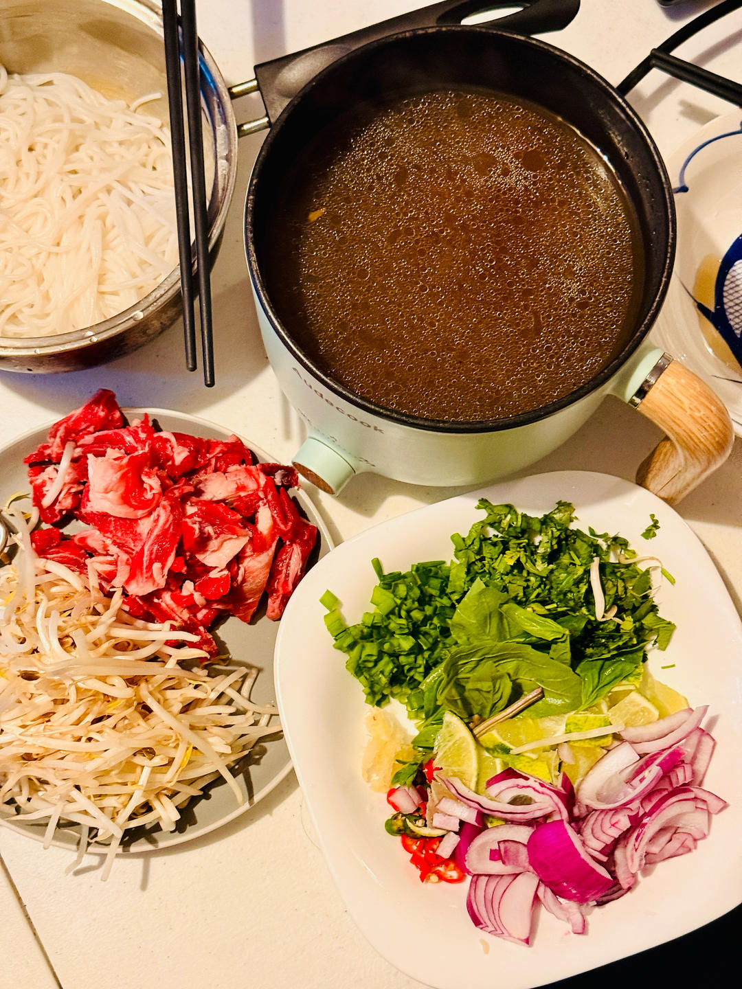 跟我一起做正宗越南牛肉粉pho（秘方大公开）