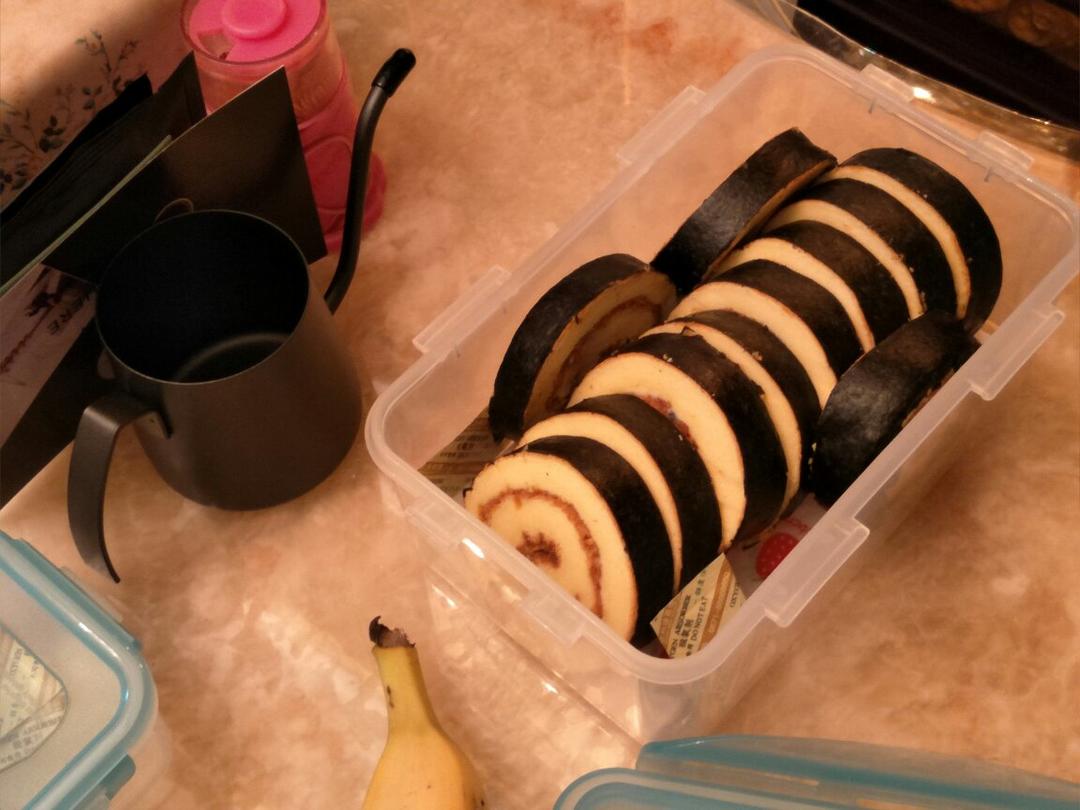 海苔肉松蛋糕卷