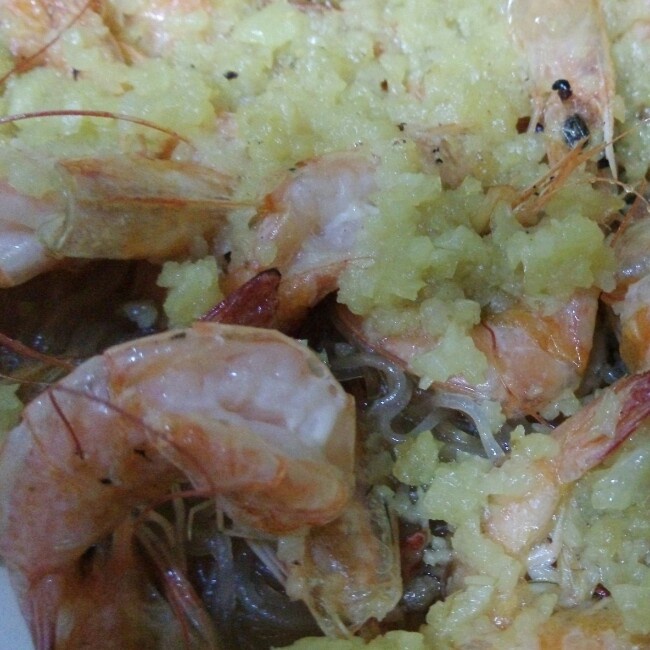 蒜蓉粉丝蒸大虾