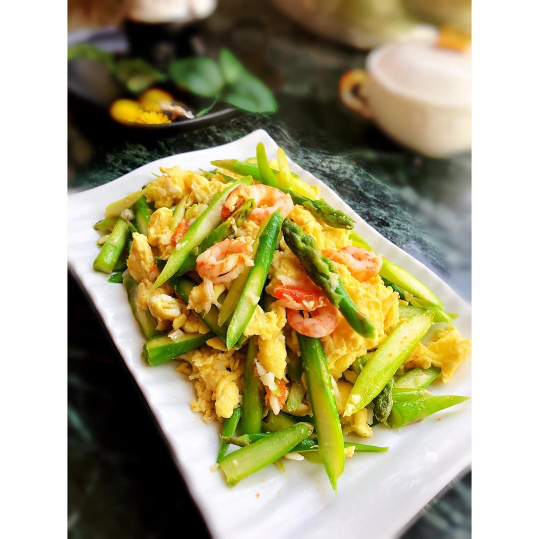 芦笋炒鸡蛋🥚