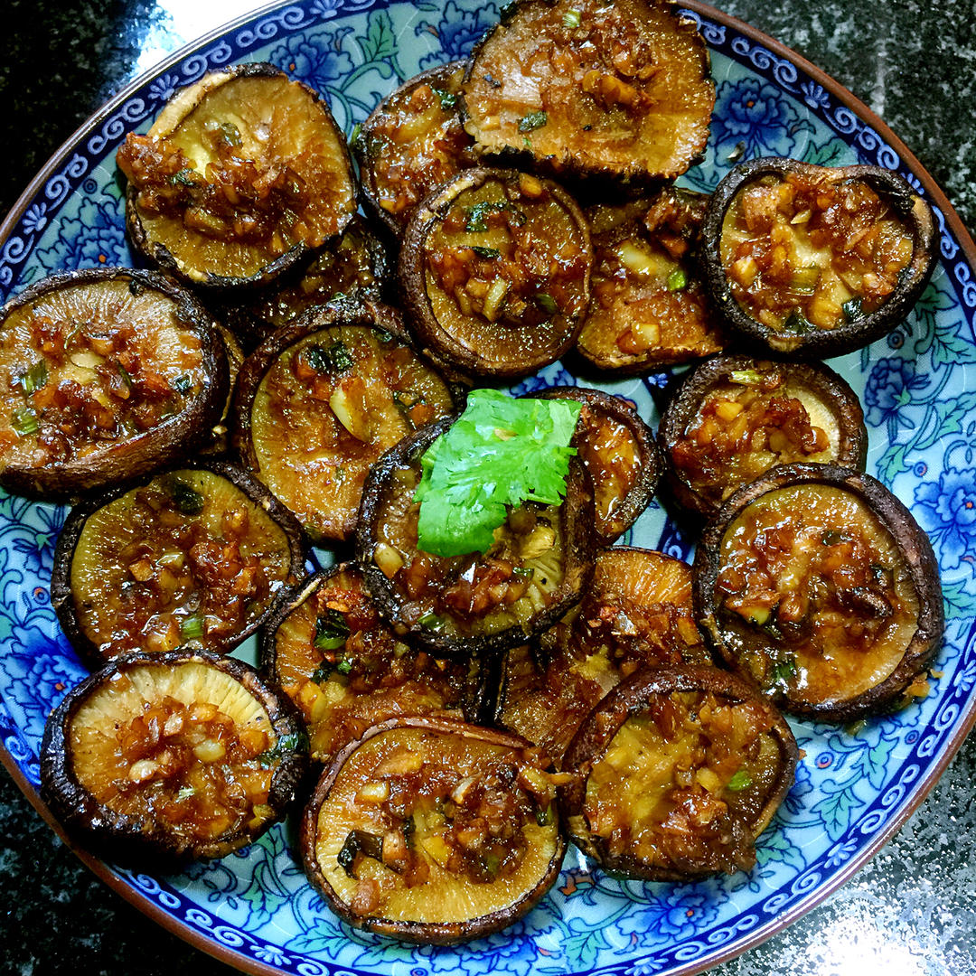 蒜蓉孜然烤香菇