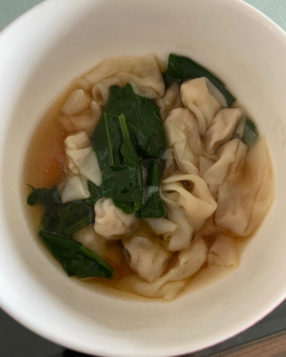 鲜虾胡萝卜小馄饨～宝宝食谱