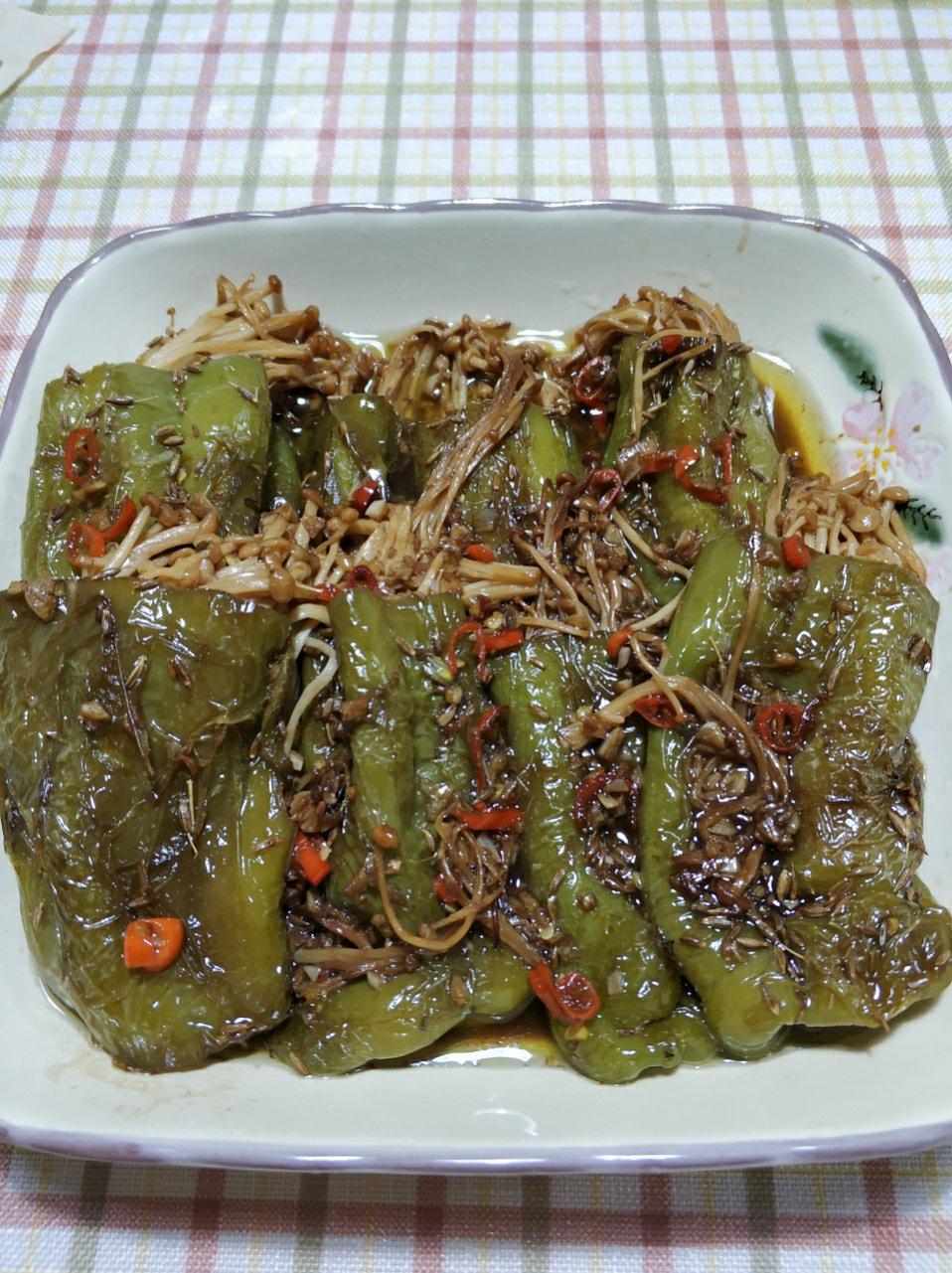 金针菇+青椒