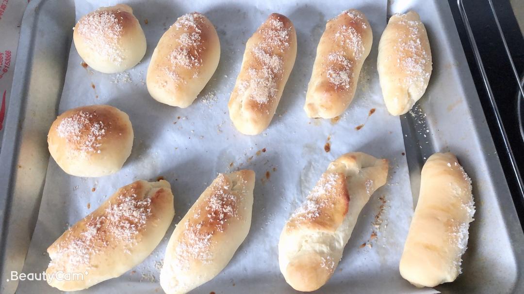 椰蓉小排包＜可爱又好吃😋＞