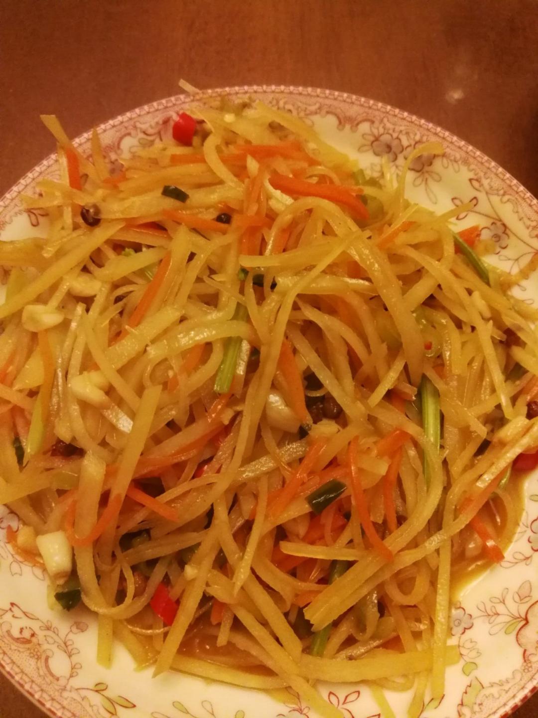 爽口下饭！营养多元！不用下锅炒的炝土豆丝！