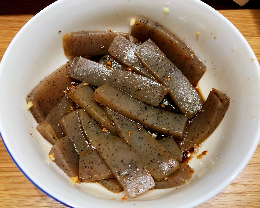 凉拌魔芋的做法