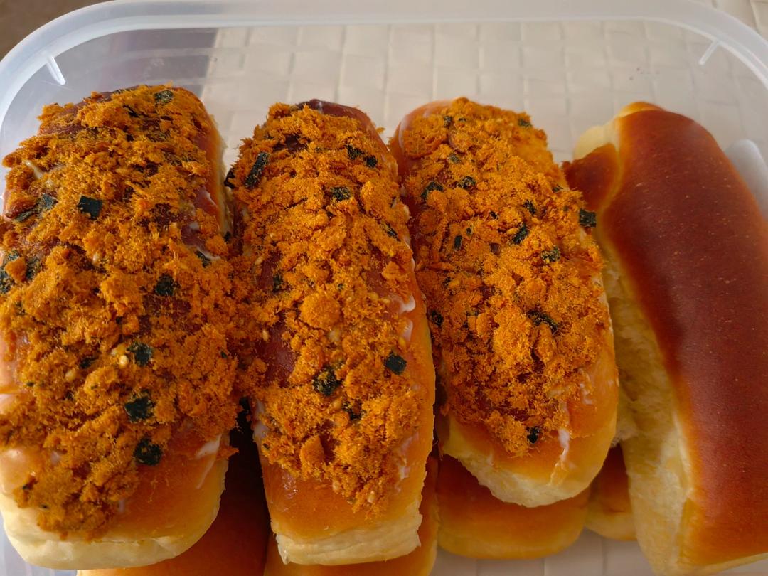 一个面团就能撑起一家店的台式面包—肉松包