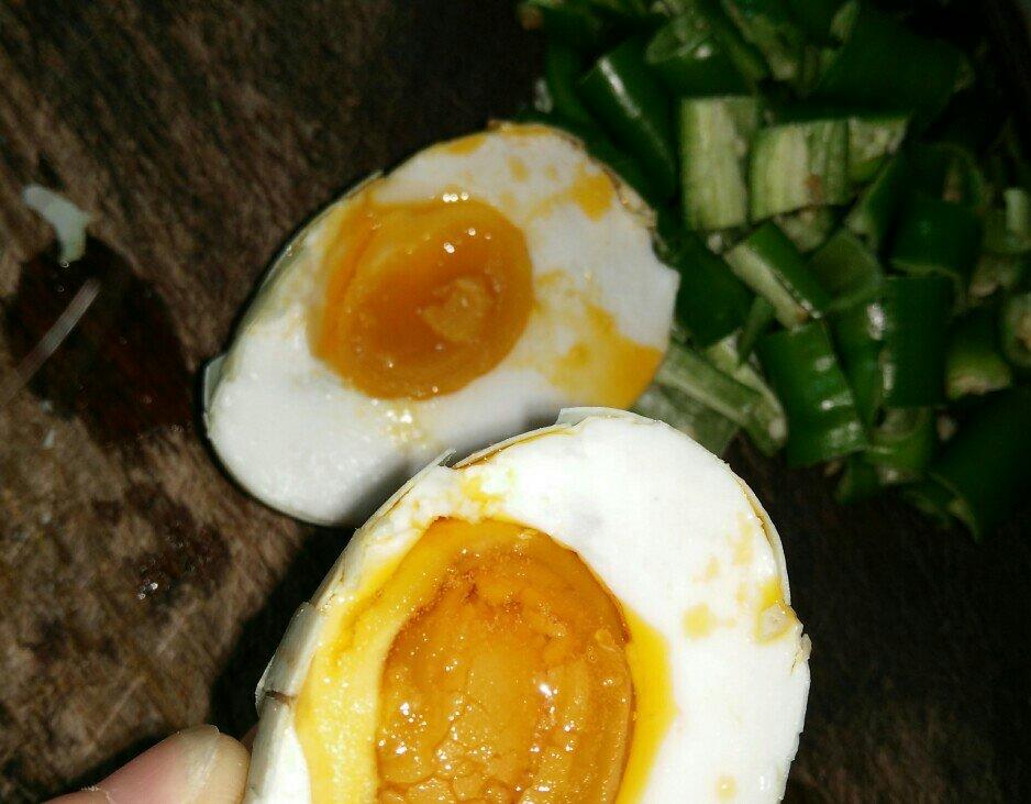 自制流油的咸鸭蛋