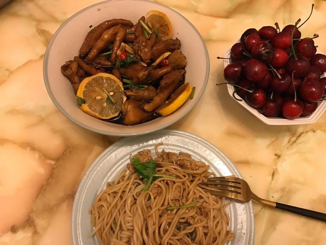 路边摊风味炒方便面