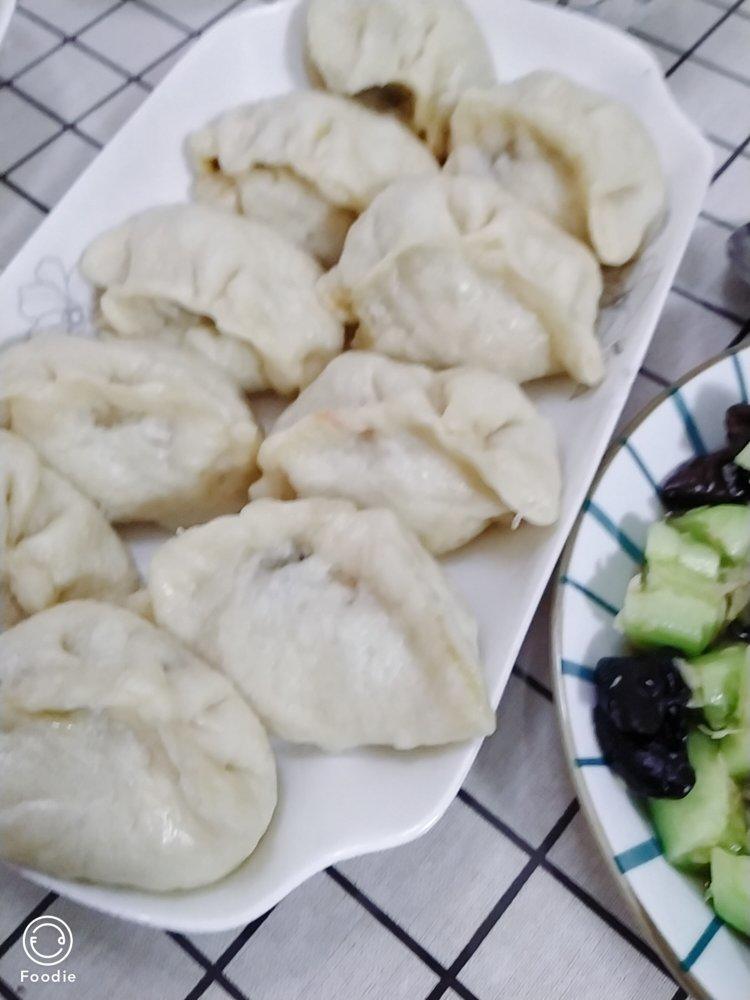 松软多汁的肉包子