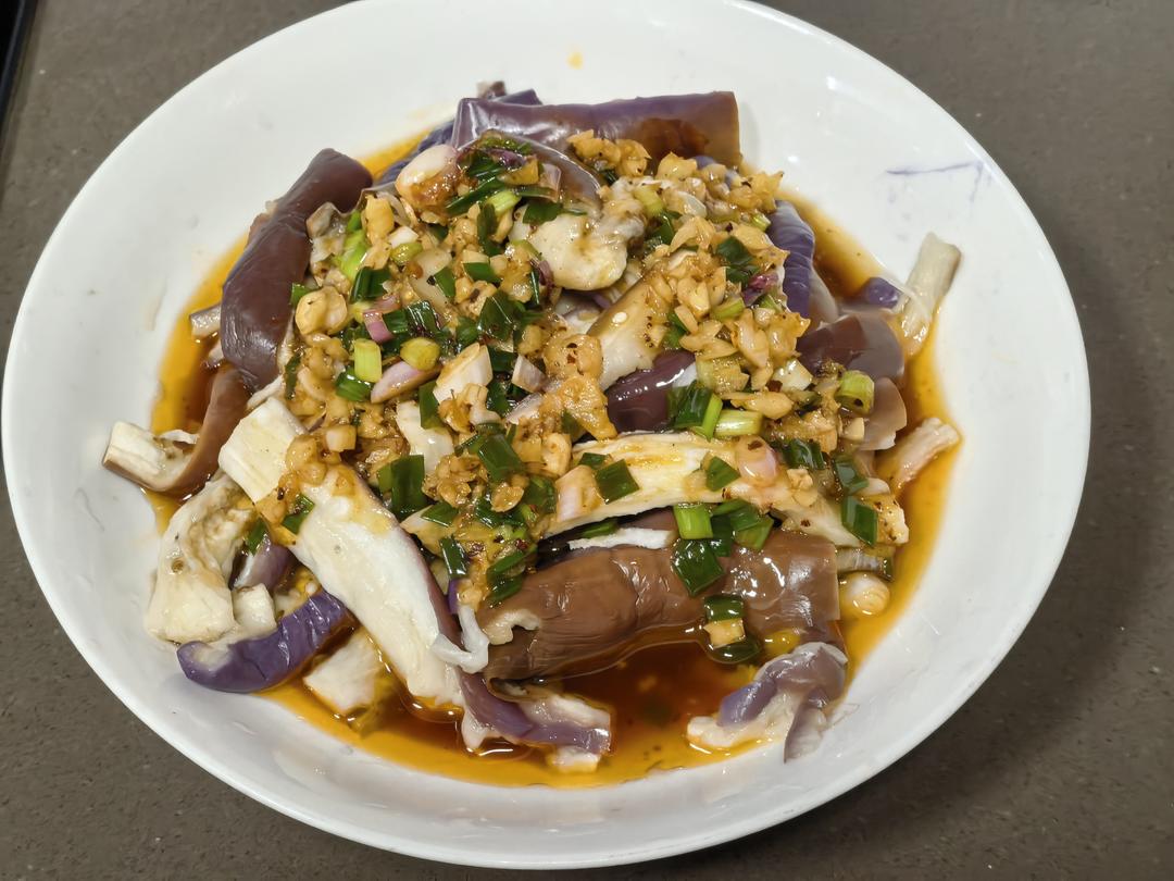 蒜泥茄子（蒸）