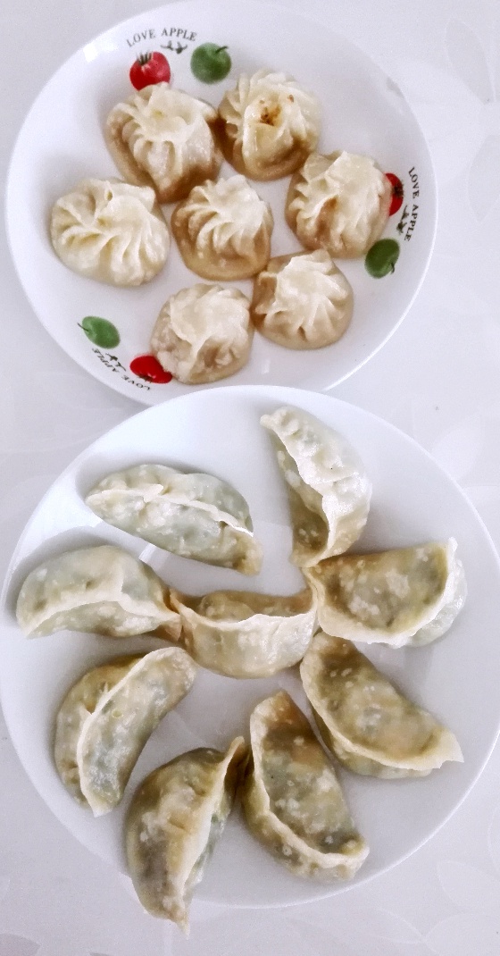 猪肉大葱烫面蒸饺