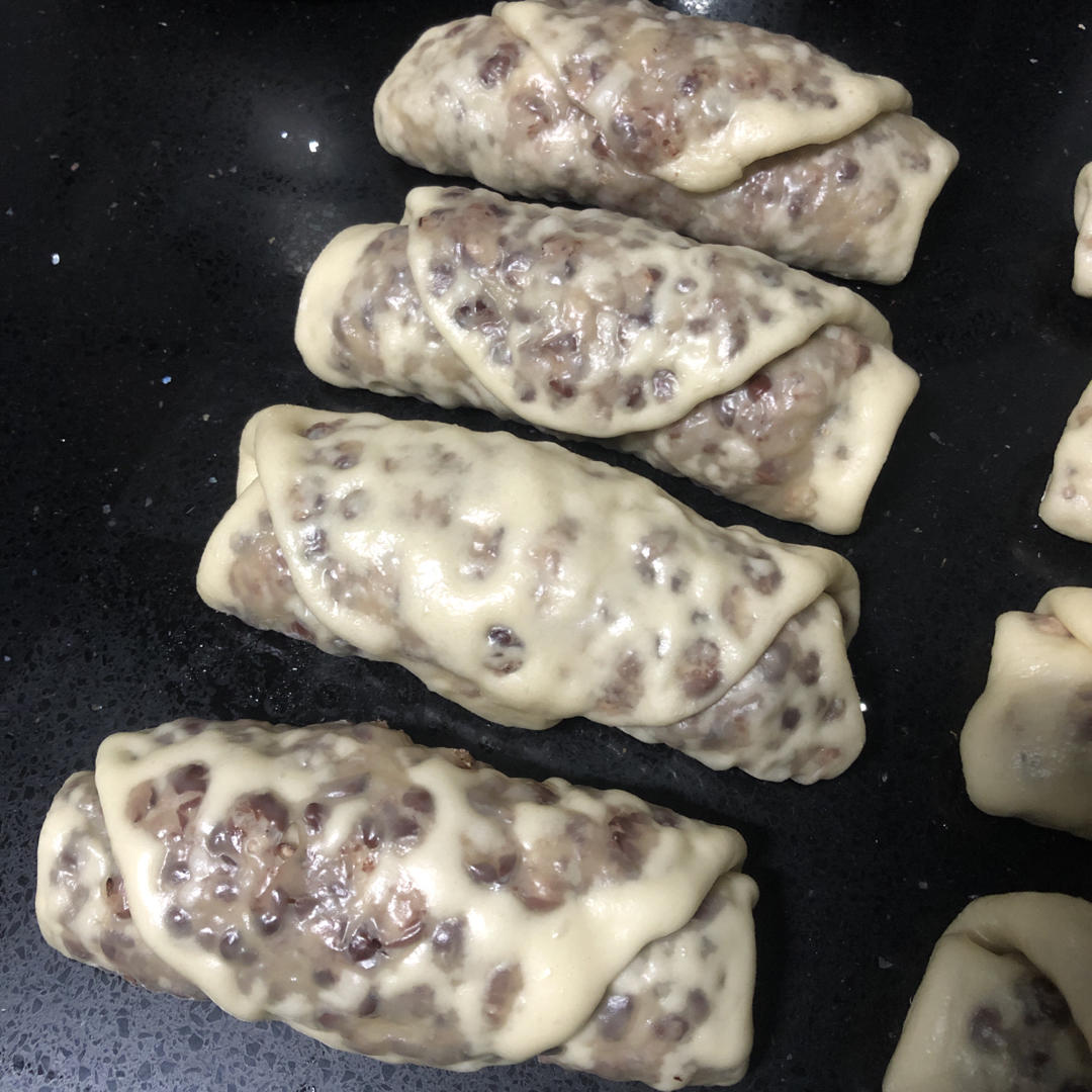 自制老北京宫门口红豆卷馒头