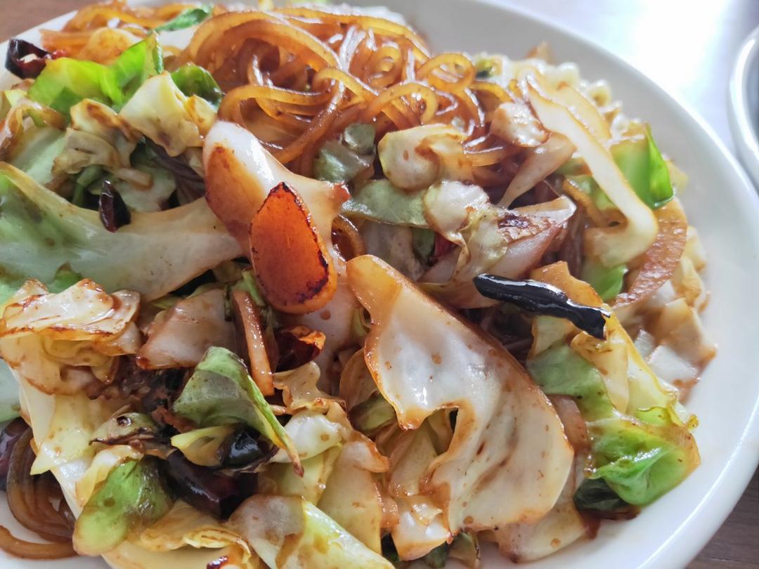 包菜粉丝炒鸡蛋