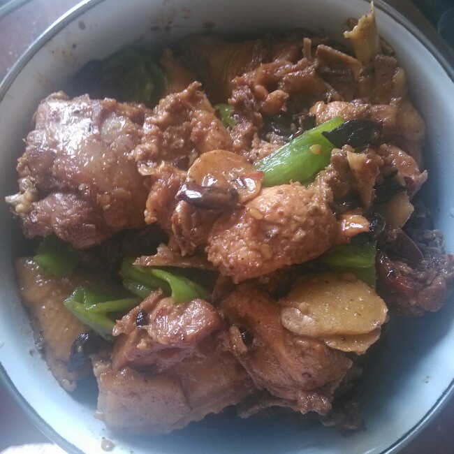 家常红烧鸡块