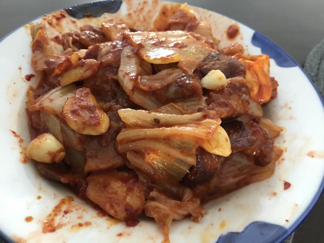 辣白菜炒五花肉