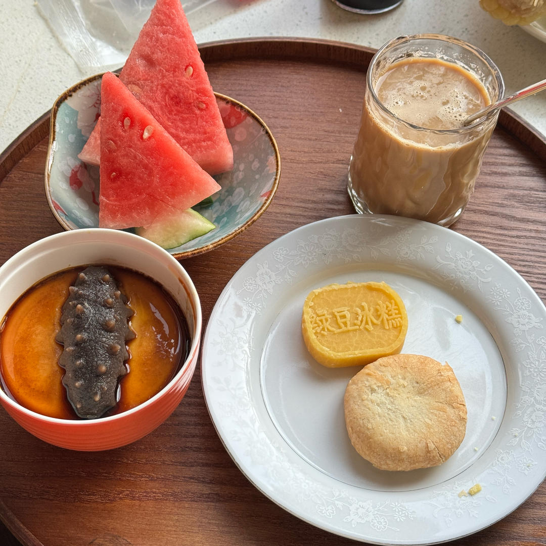 孩子们的早餐