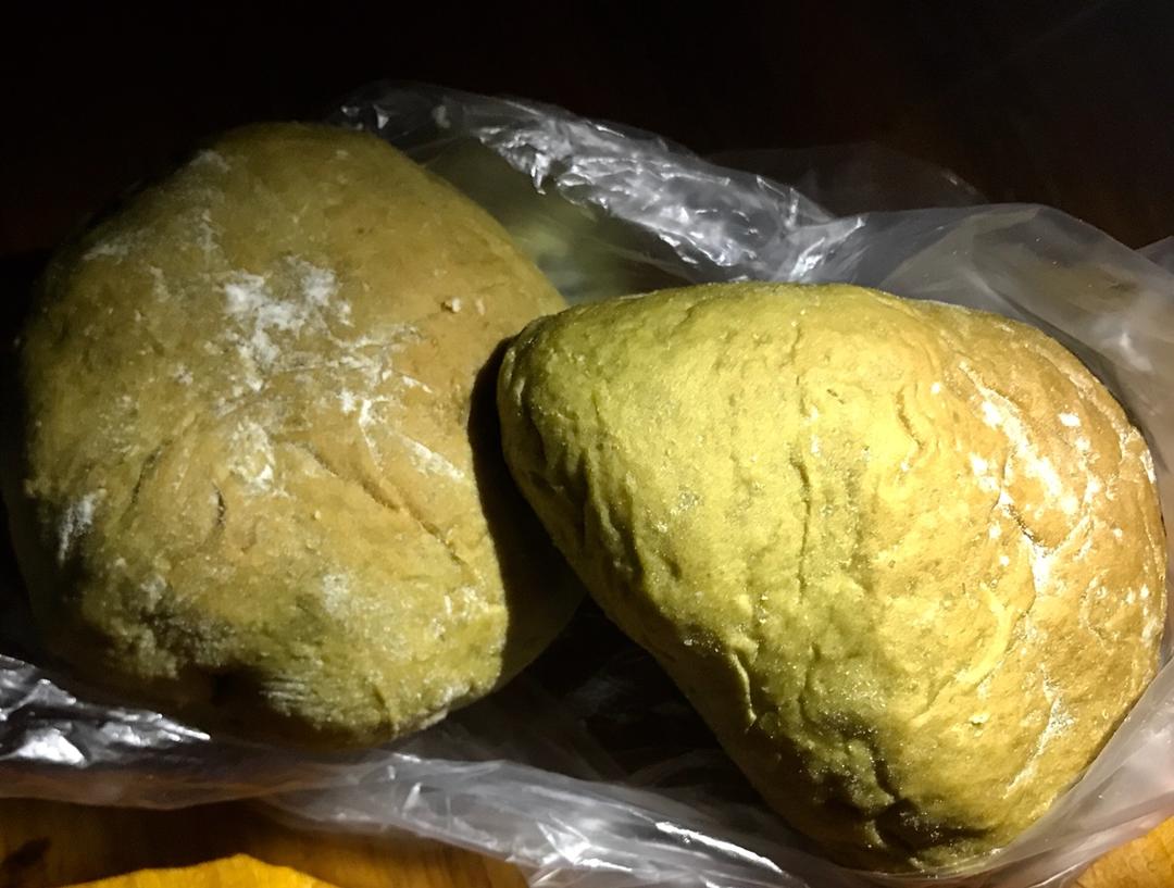 抹茶蜜豆奶酪软欧