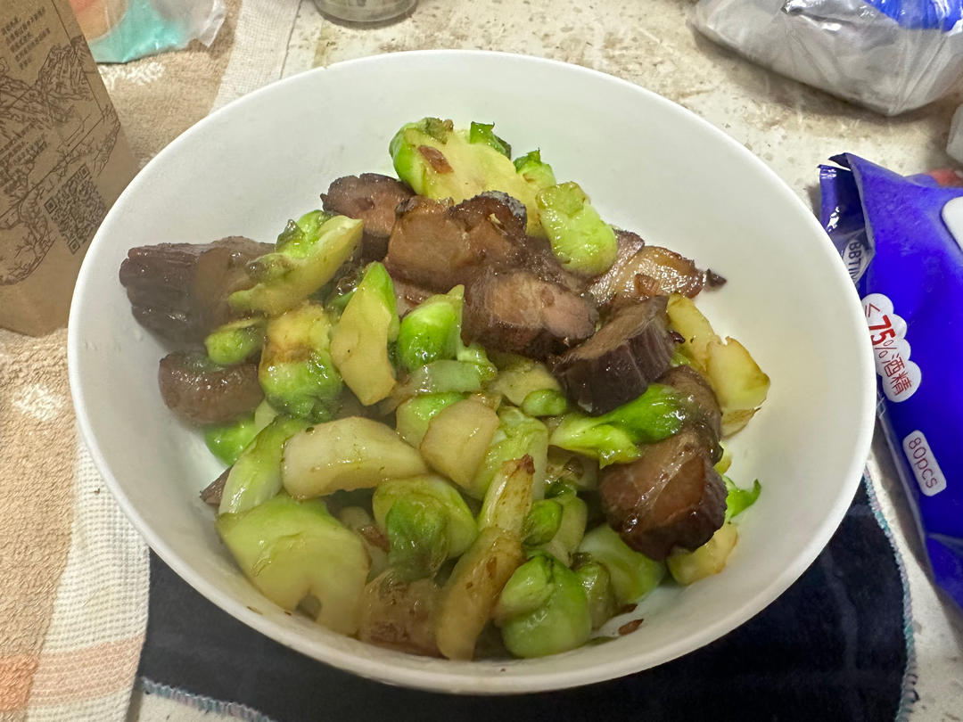 儿菜炒腊肉
