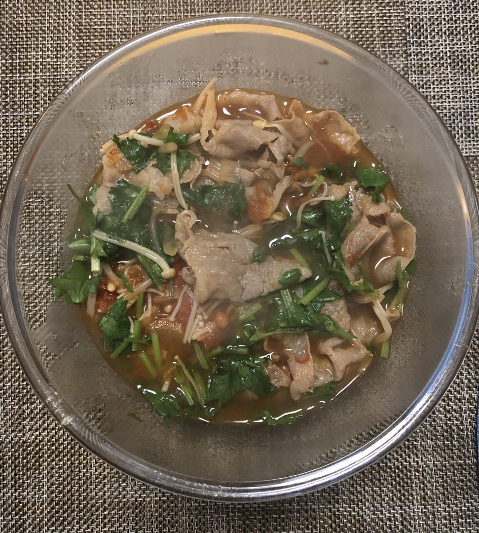 超绝酸汤肥牛金针菇