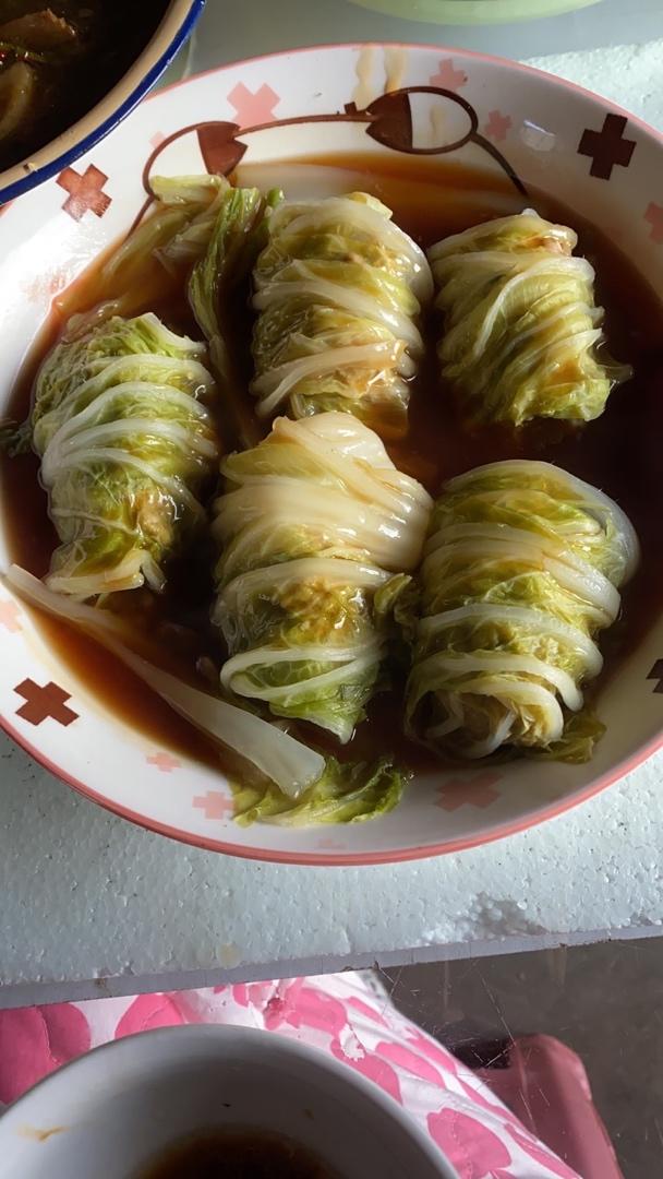 过年餐桌上必备的一道菜，翡翠白玉卷
