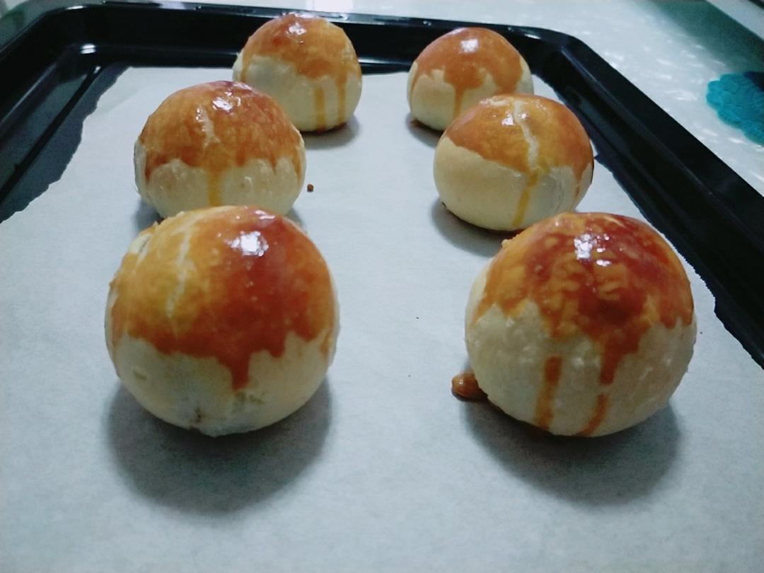 蛋黄酥