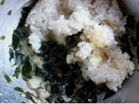 裙带菜虾米饼的做法 步骤4