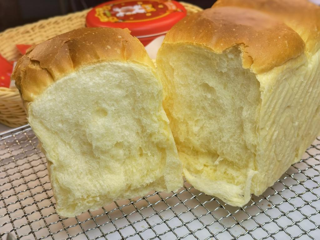 纯奶手撕吐司的做法 步骤1