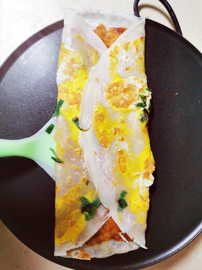 早餐 煎饼果子 电饼铛 薄脆 指间缘l做的煎饼果子 电饼铛 薄脆指间缘l