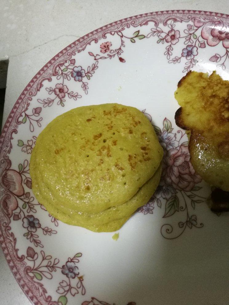 宝宝辅食【香蕉松饼】