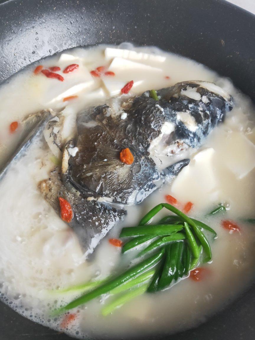 roselyn灬做的鱼头豆腐汤