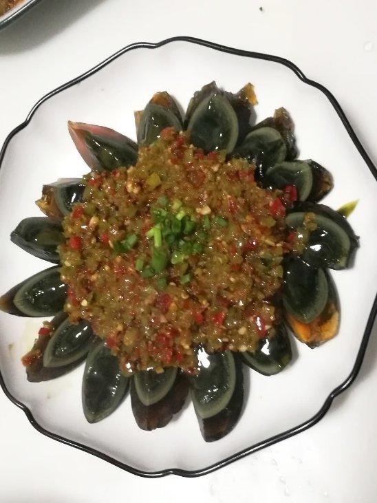 凉拌皮蛋