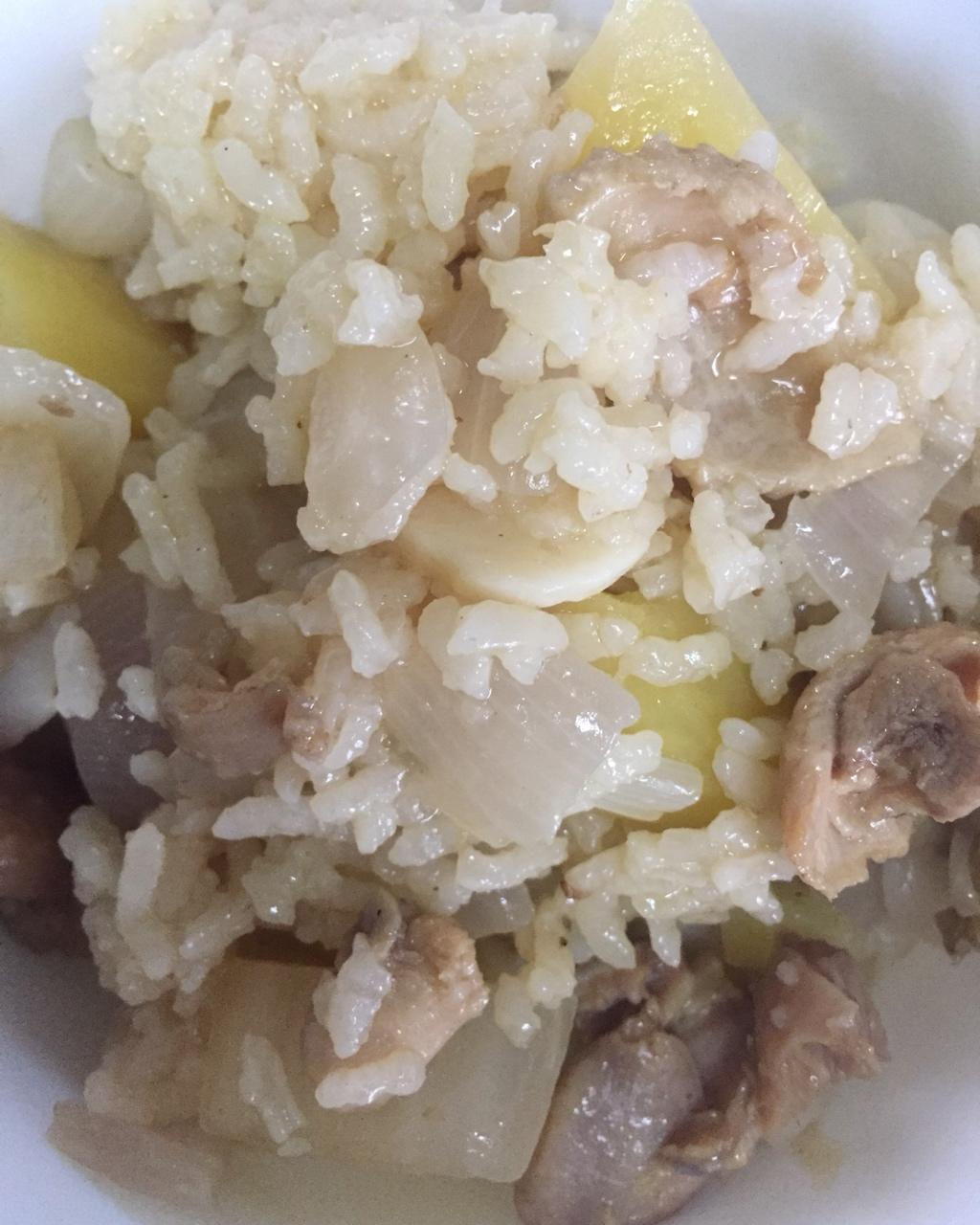 土豆鸡腿饭（电饭煲煲）