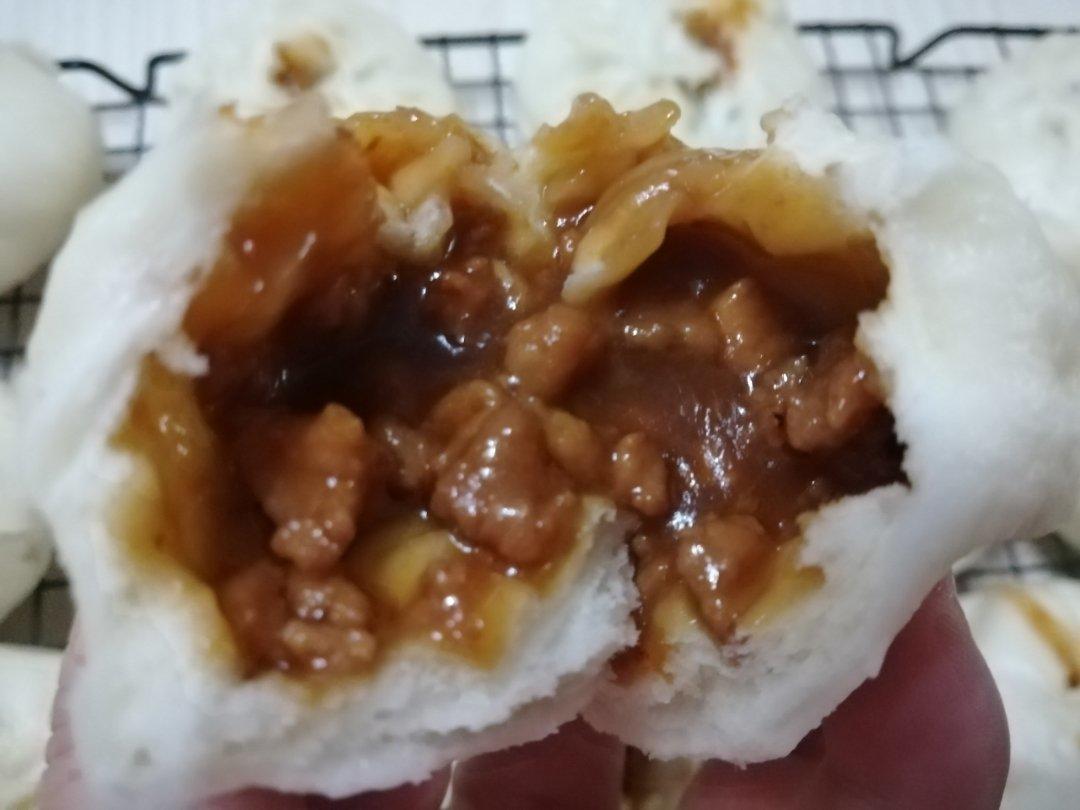 爆浆叉烧包