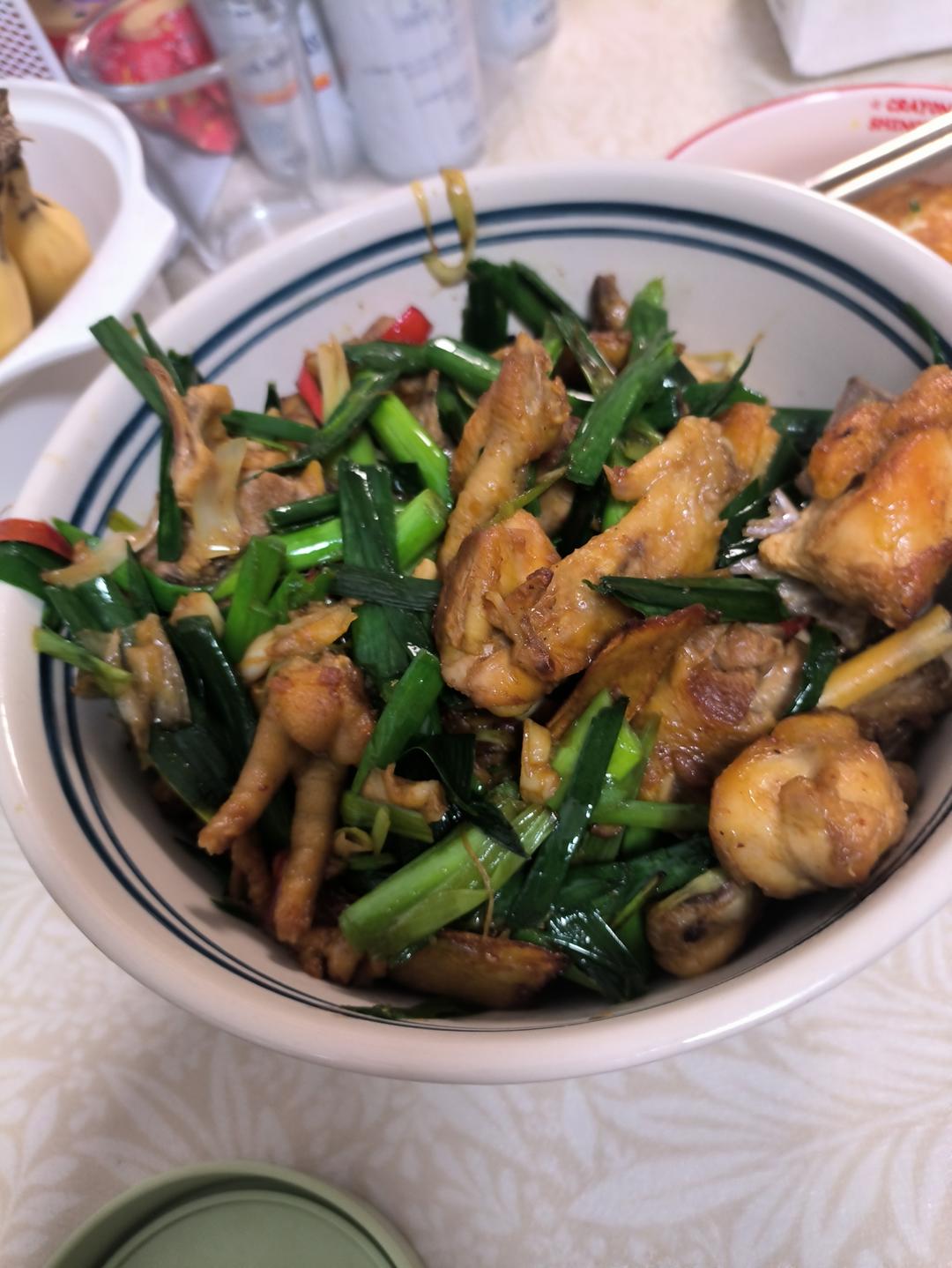 蒜苗干煸鸡🐔