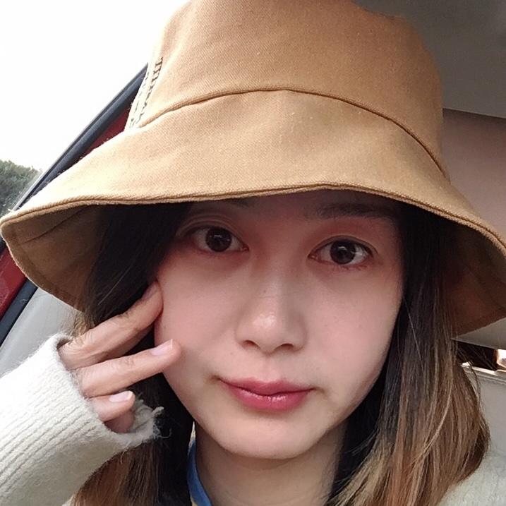 晴天娃娃彩虹萱萱