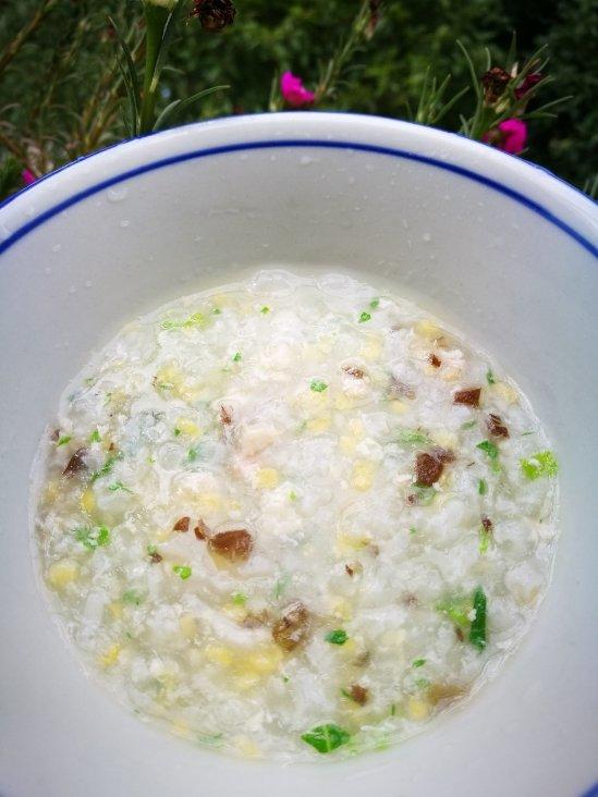 香菇鸡肉粥