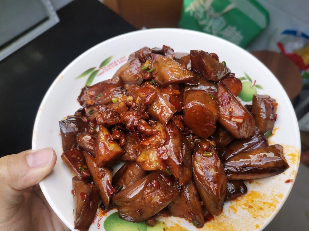 蒜蓉肉末豆瓣酱炒茄子