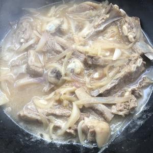羊肉抓饭  新疆特色的做法 步骤3