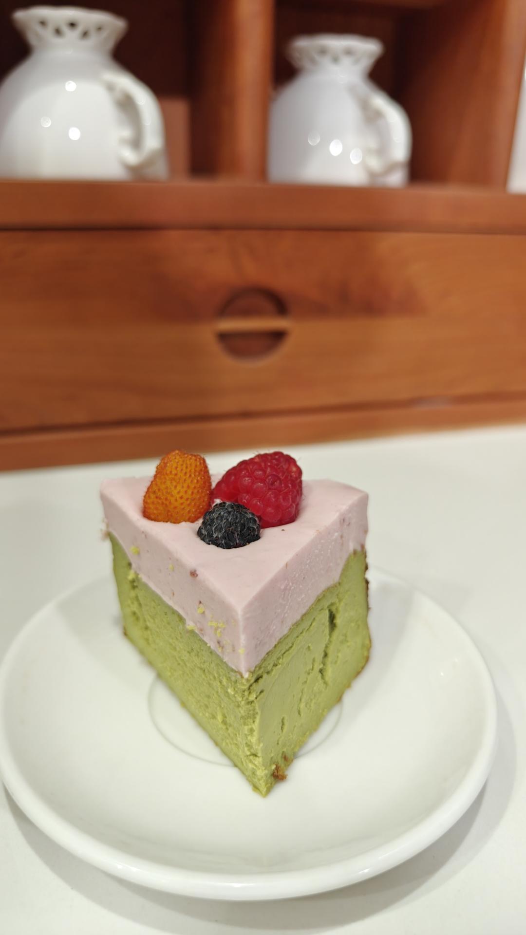 树莓开心果巴斯克🍰/芝士蛋糕