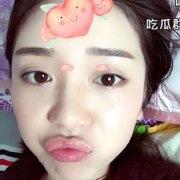 爱臭美的毛小毛毛